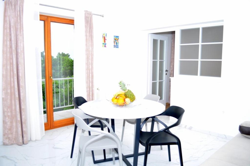 Apartments Ratko Tučepi Екстериор снимка