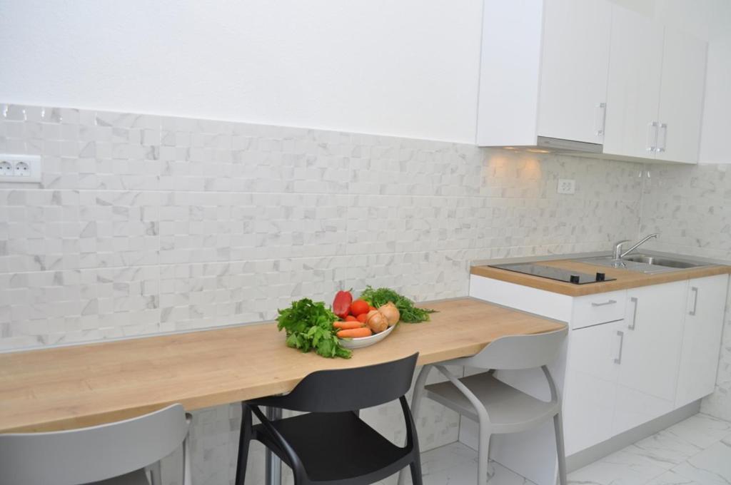 Apartments Ratko Tučepi Екстериор снимка