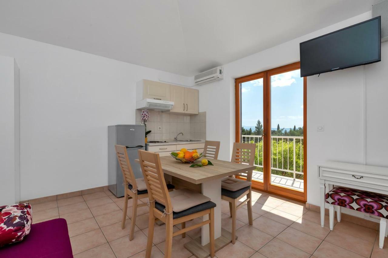 Apartments Ratko Tučepi Екстериор снимка